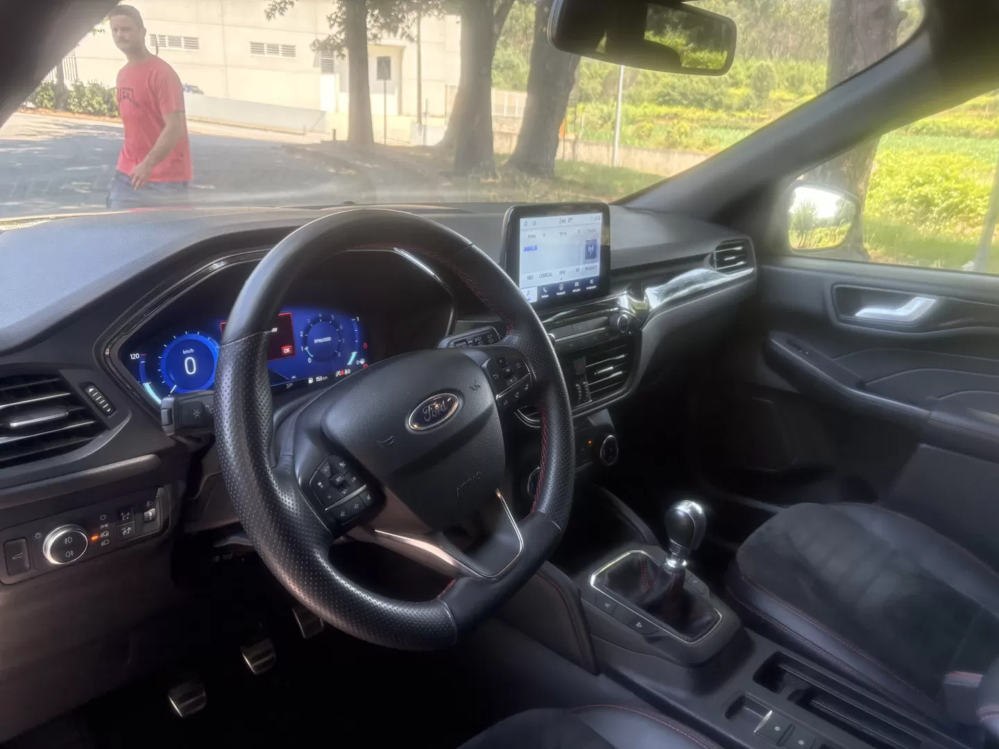 Ford Kuga 1.5 EcoBoost ST-Line X - foto 6