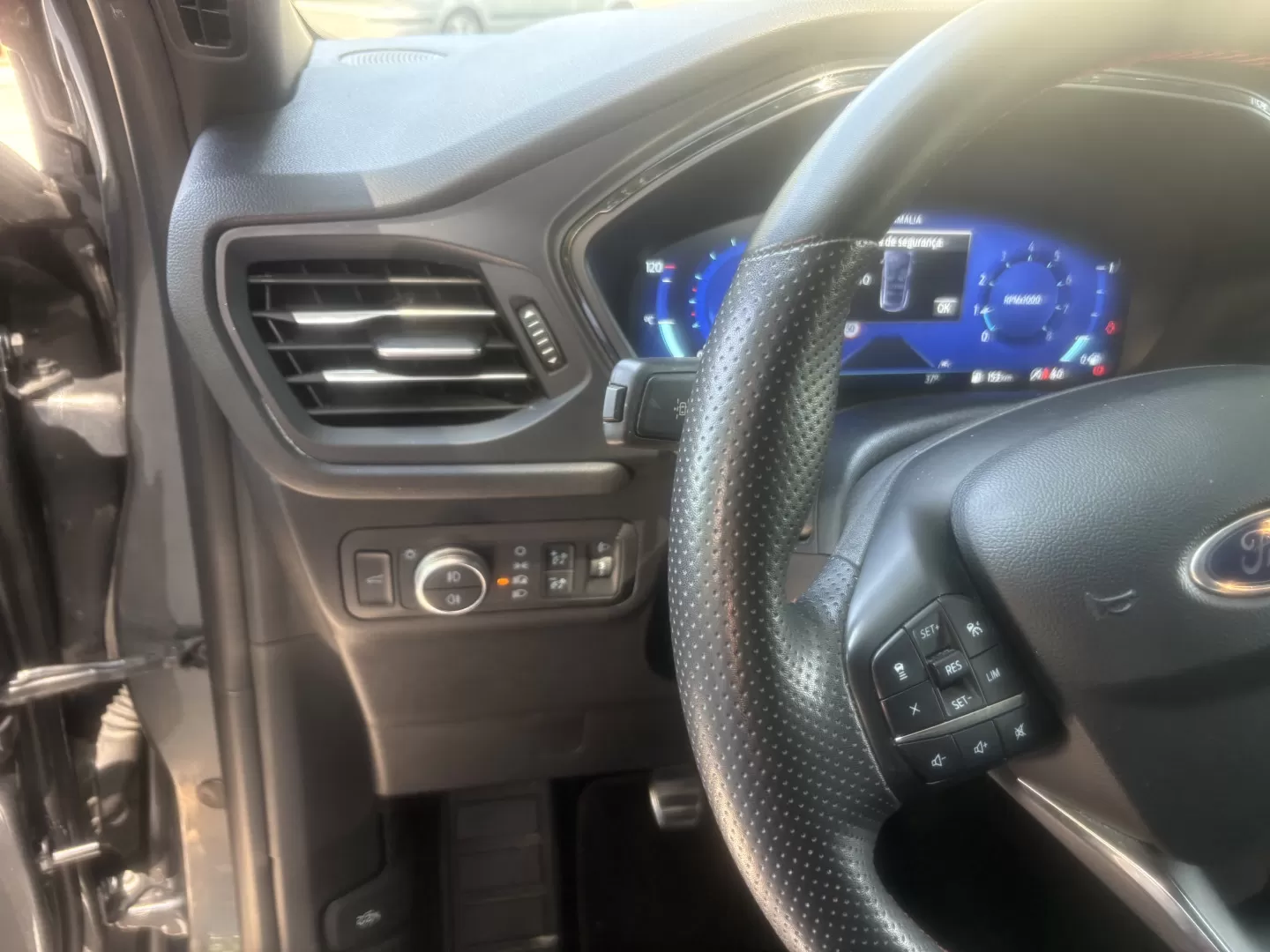 Ford Kuga 1.5 EcoBoost ST-Line X - foto 7