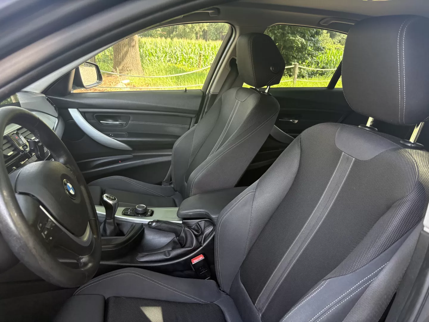 BMW 318 d Line Sport - foto 4