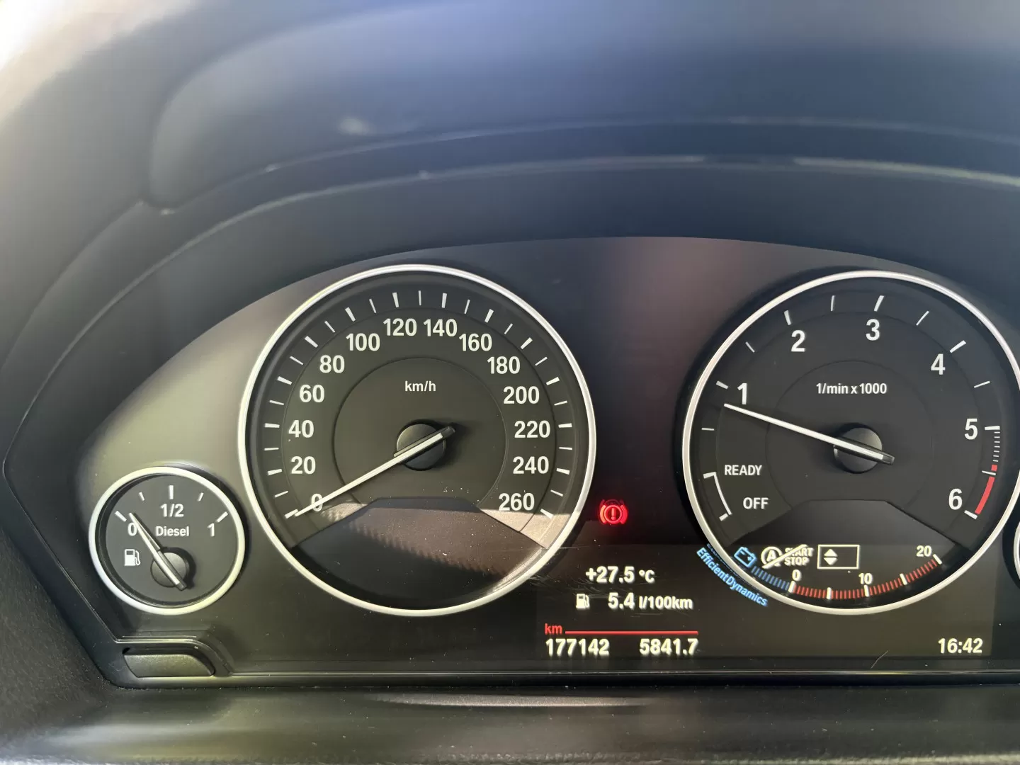 BMW 318 d Line Sport - foto 6