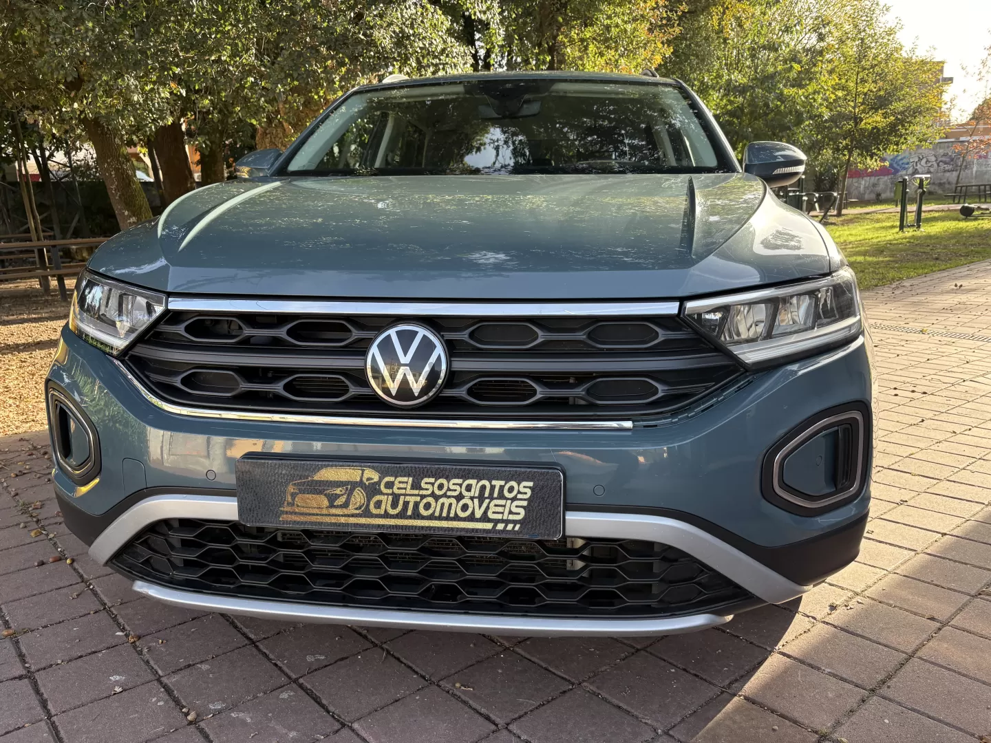 VW T-Roc 1.0 TSI Life - foto 2