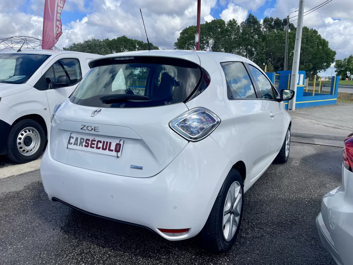Renault Zoe (c/ Bateria) 41 kwh Life - foto 6