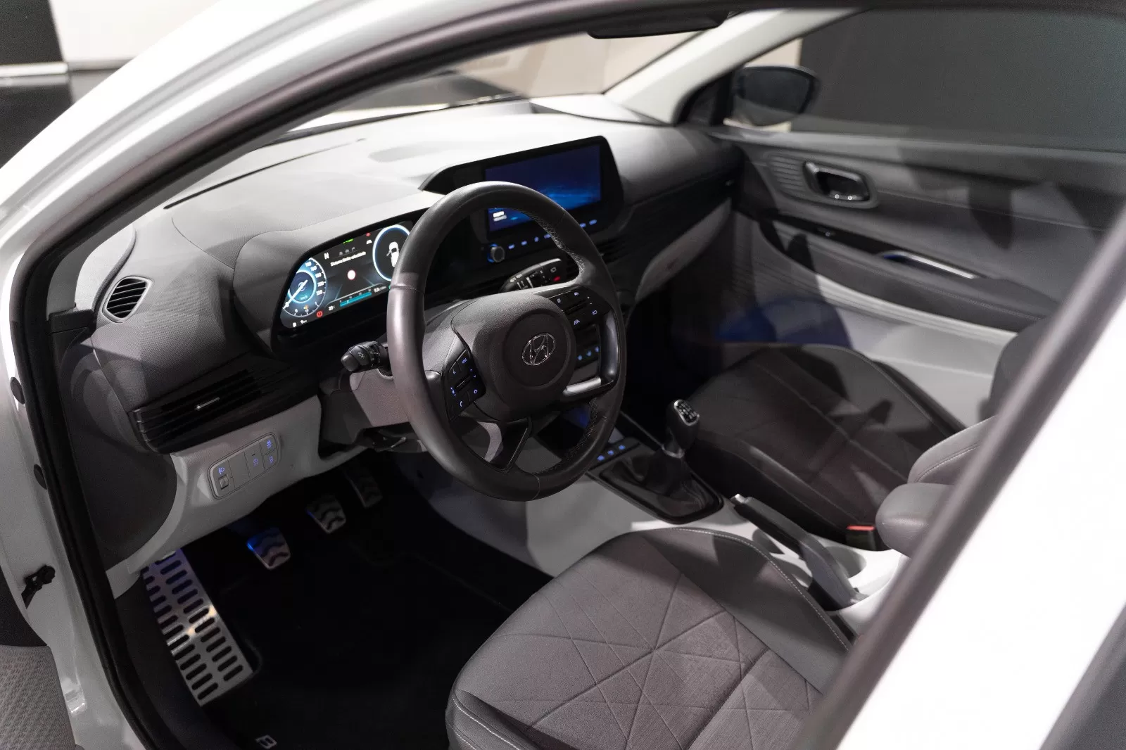 Hyundai Bayon 1.0 T-GDI 48V-Hybrid Select - foto 6