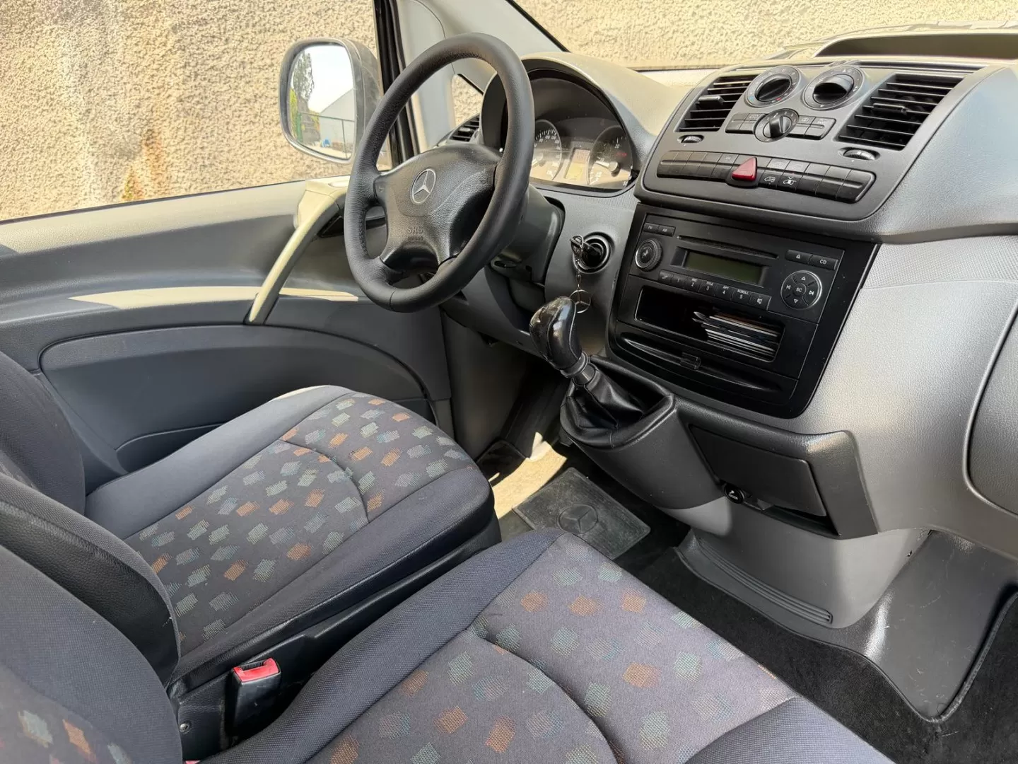 Mercedes-Benz  Vito 109 cdi 3 lugares - foto 4