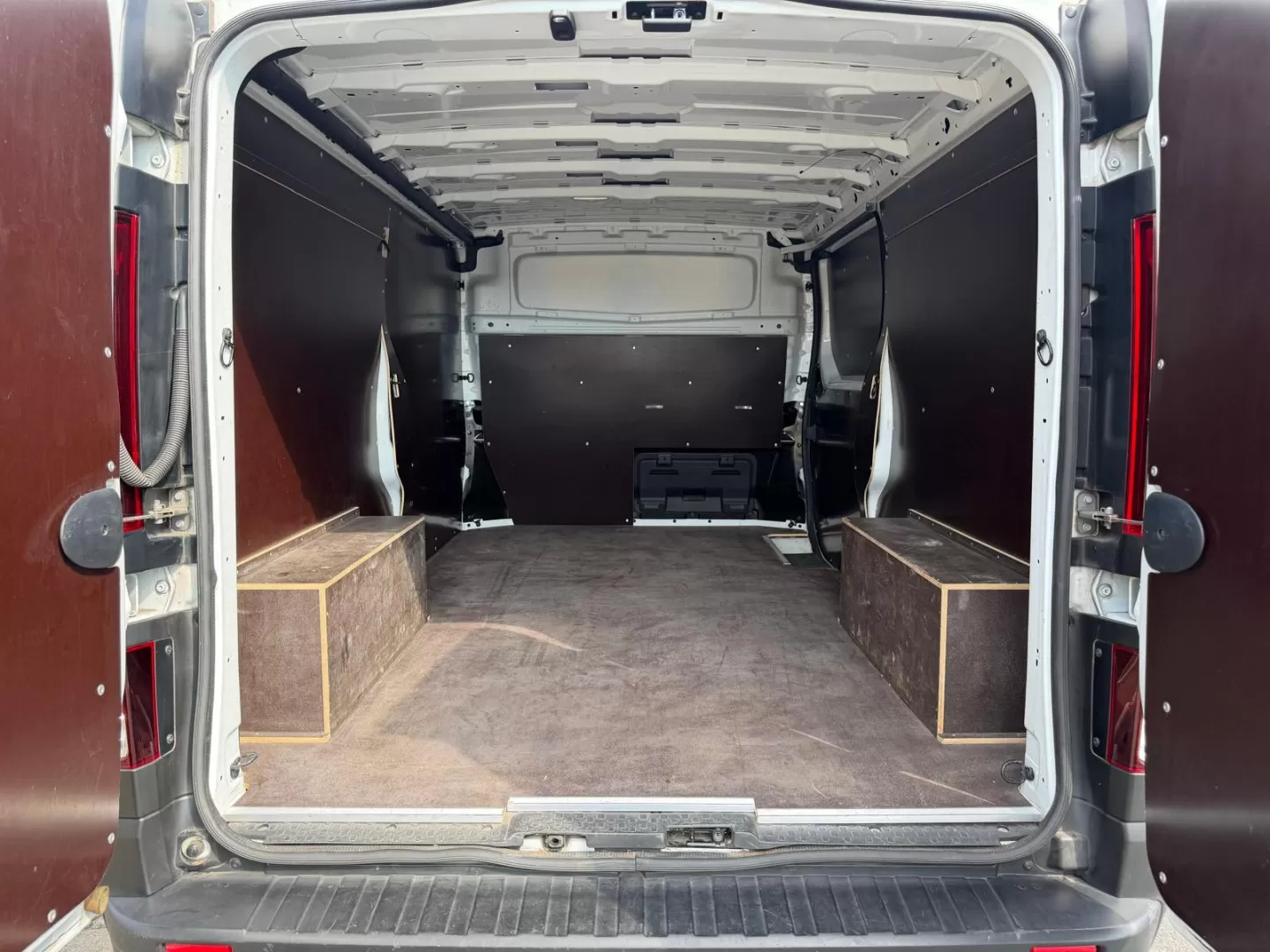 Renault  Trafic 2.0 dci 120cv 3 Lugares Kitevuc - foto 7