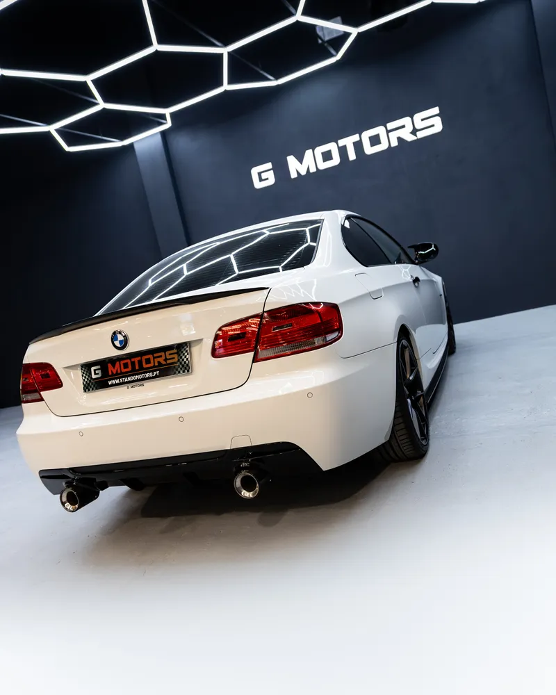 BMW 320 d Auto Pack M - foto 5