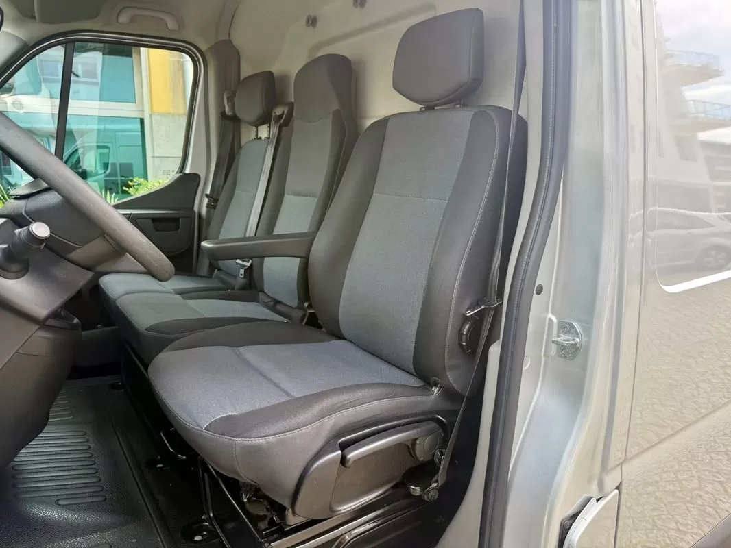 Renault  Master 2.3DCI L2H2 135cv 3 Lugares - foto 7