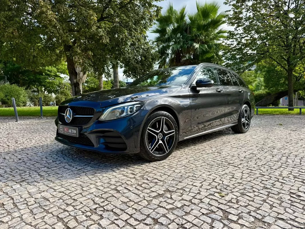 Mercedes-Benz C 300  De T 9g  Tronic Amg Line