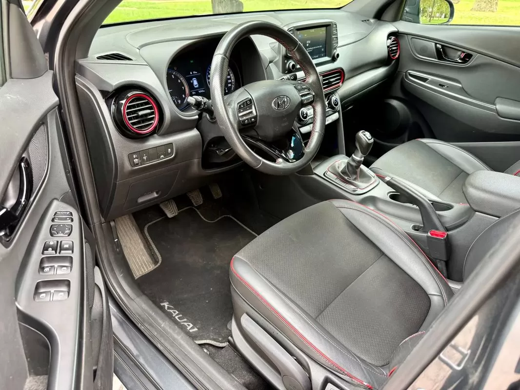 Hyundai Kauai 1.0 T-GDi Premium Tec.Preto - foto 2
