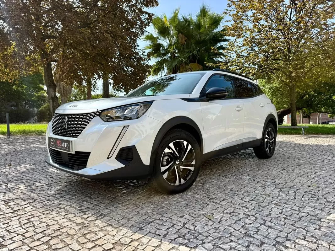Peugeot e-2008  Elektro Allure