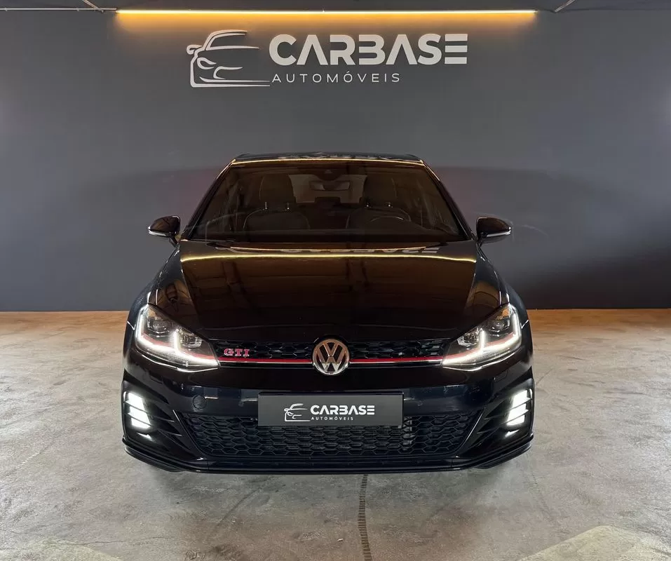 VW Golf 2.0 TSI GTI DSG Performance - foto 2