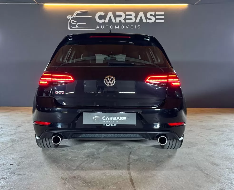 VW Golf 2.0 TSI GTI DSG Performance - foto 5