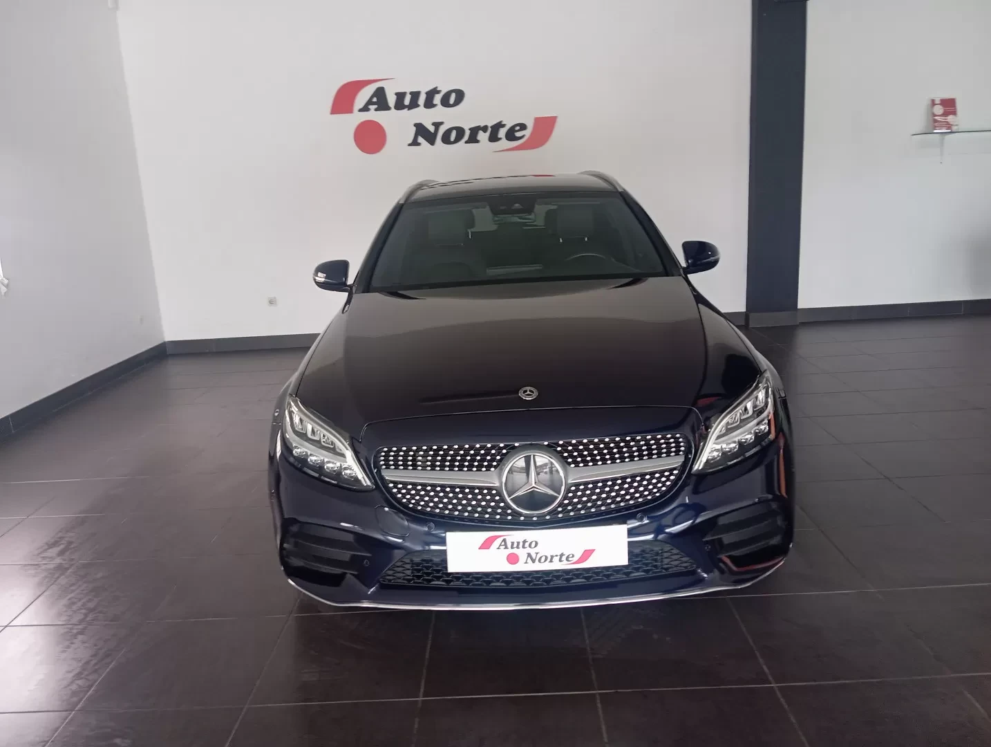 Mercedes-Benz C 220 d AMG Line - foto 4