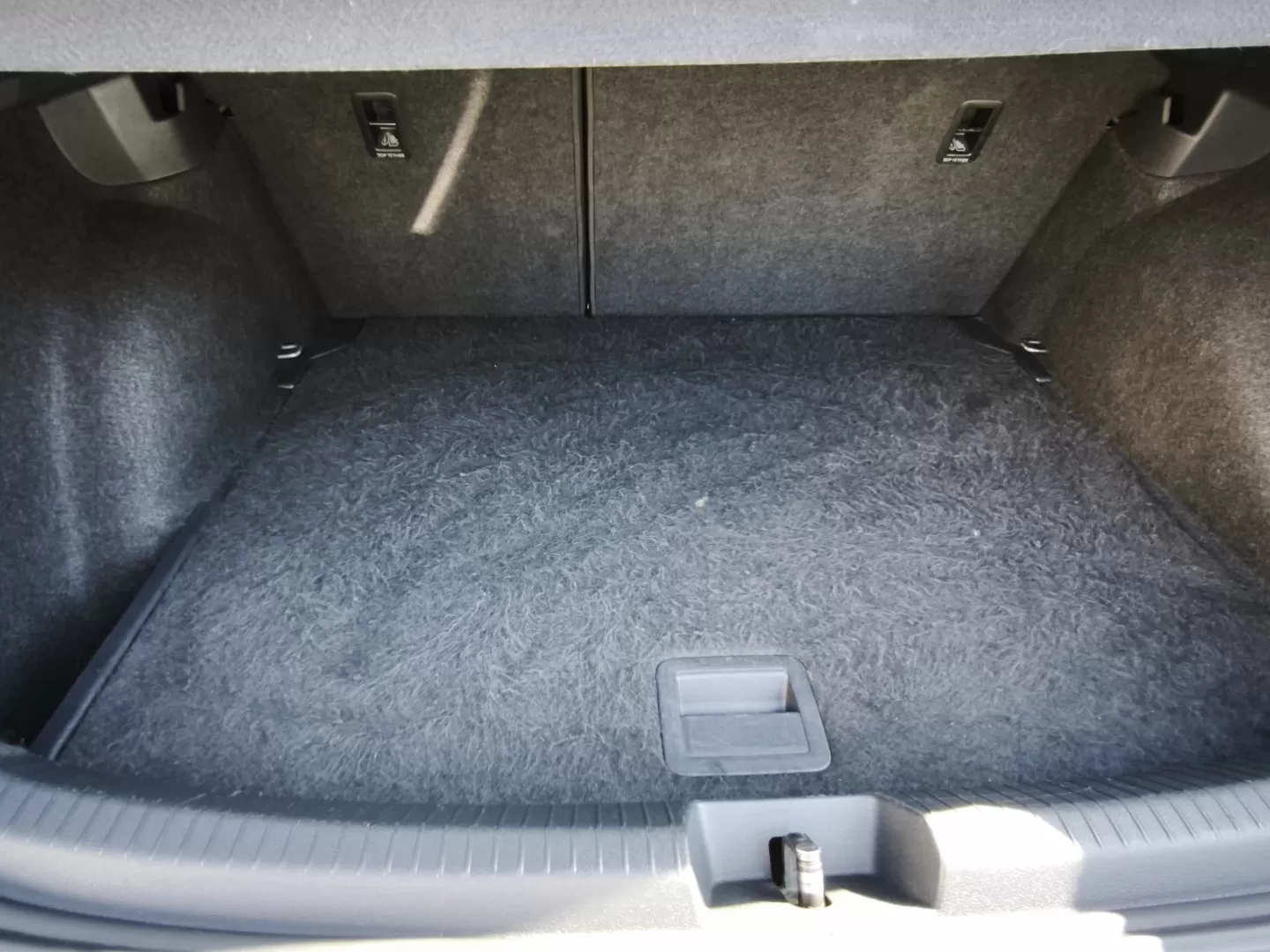 VW Taigo 1.0 TSI - foto 8