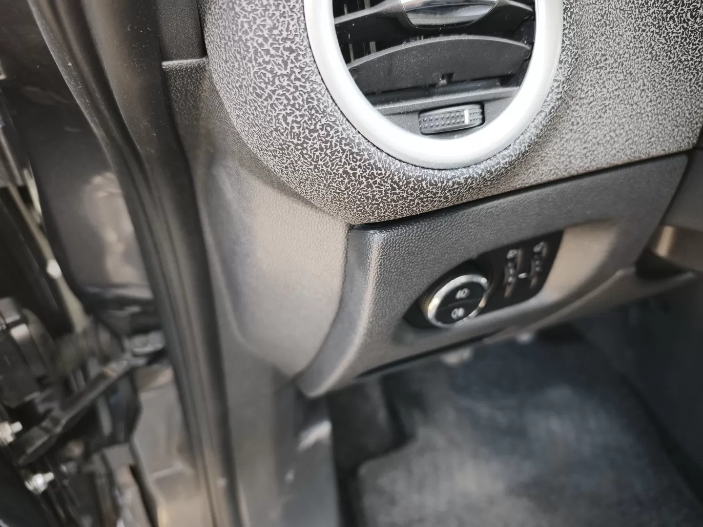 Opel Corsa 1.3 CDTI Enjoy EcoFLEX - foto 6
