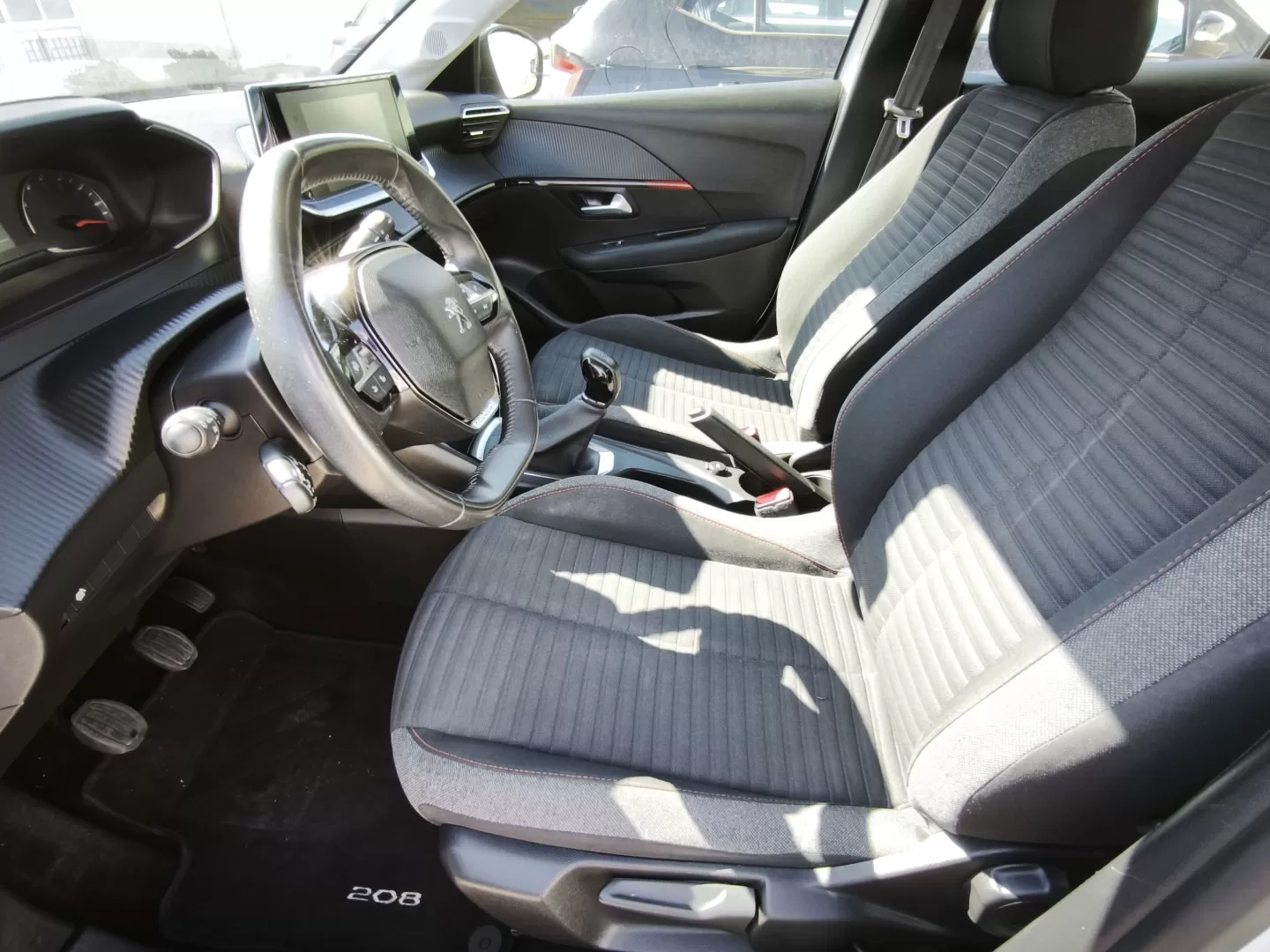 Peugeot 208 1.2 PureTech Active - foto 7