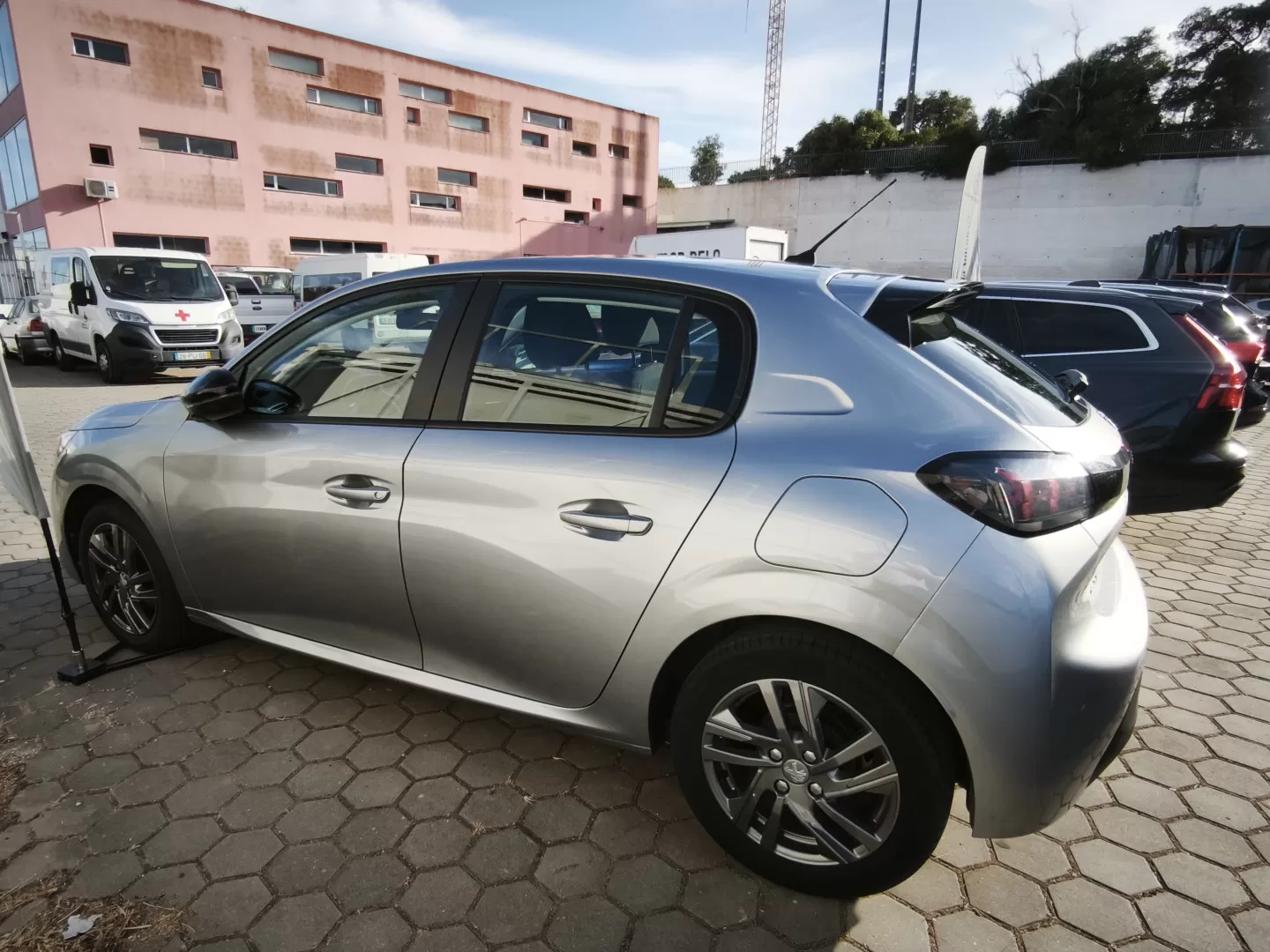 Peugeot 208 1.2 PureTech Active Pack - foto 3