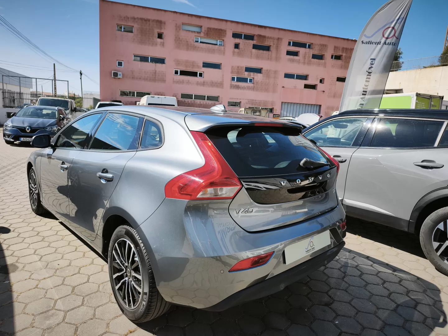Volvo V40 2.0 D2 Inscription - foto 4