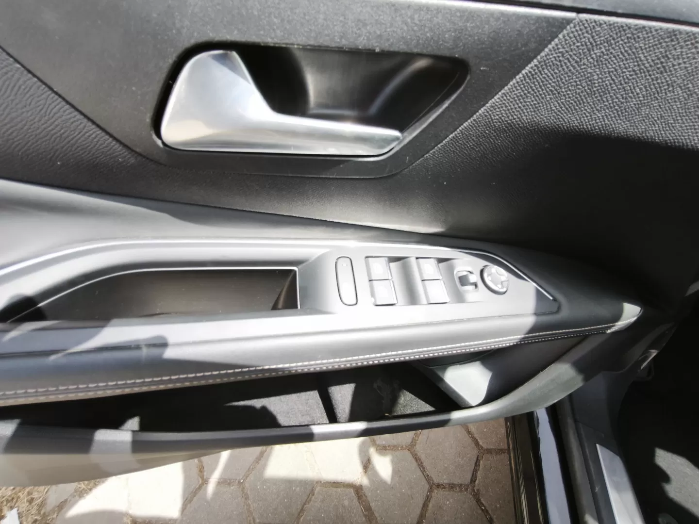 Peugeot 3008 1.5 BlueHDi GT EAT8 - foto 5