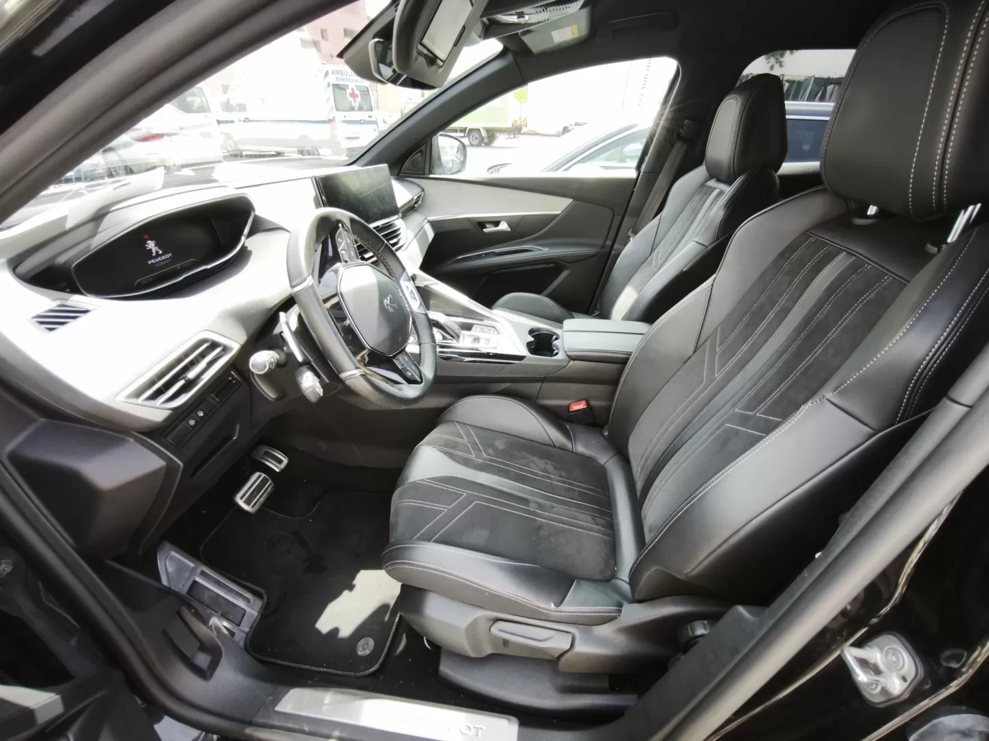 Peugeot 3008 1.5 BlueHDi GT EAT8 - foto 8