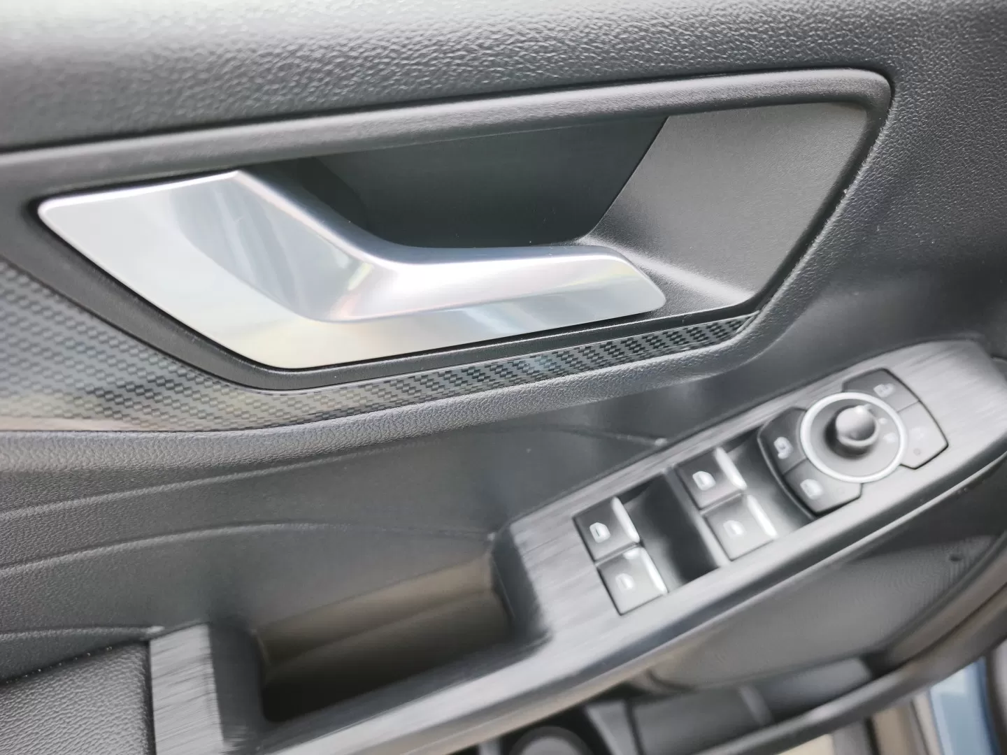 Ford Kuga 1.5 EcoBoost ST-Line X - foto 6