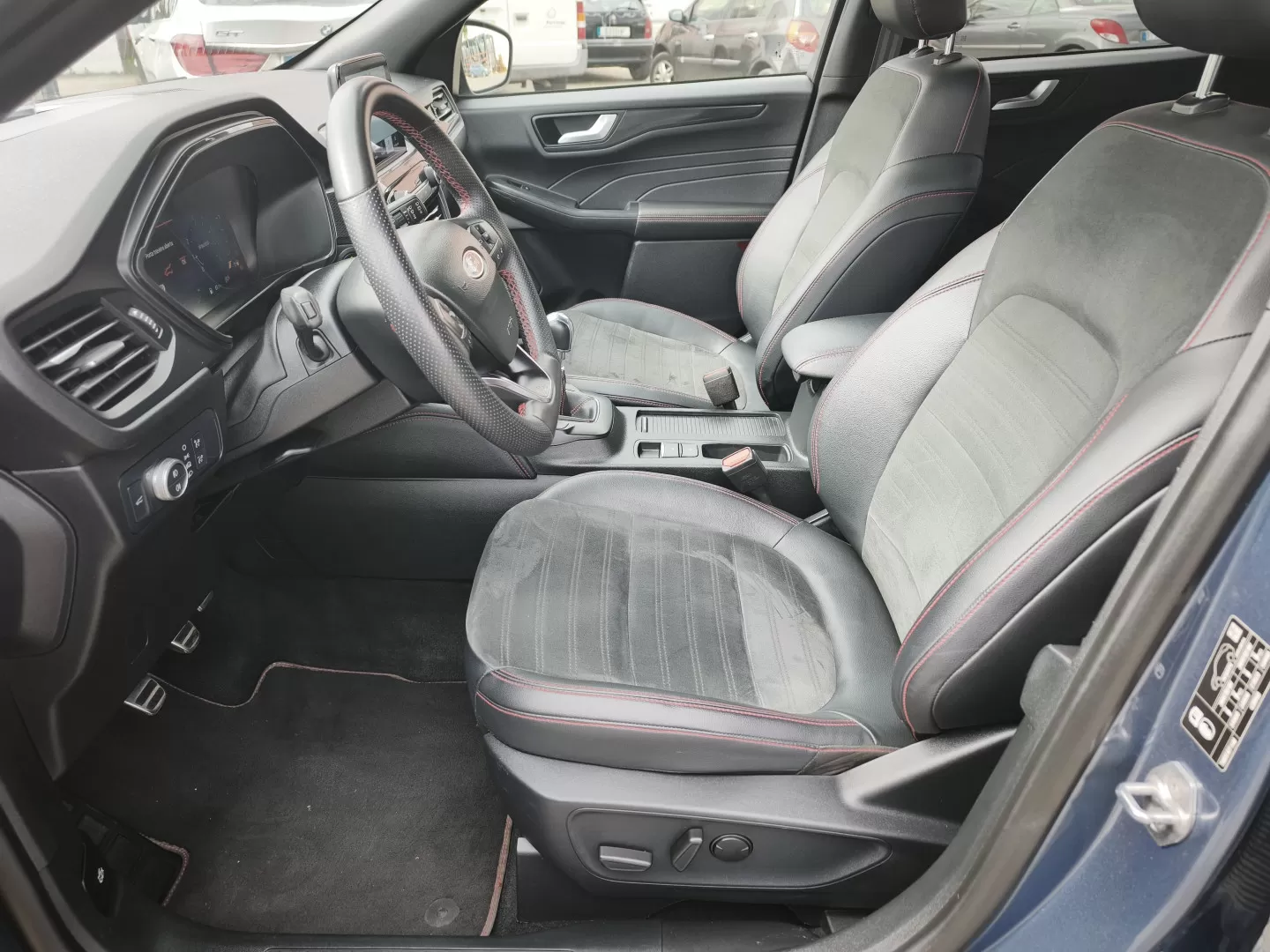 Ford Kuga 1.5 EcoBoost ST-Line X - foto 7