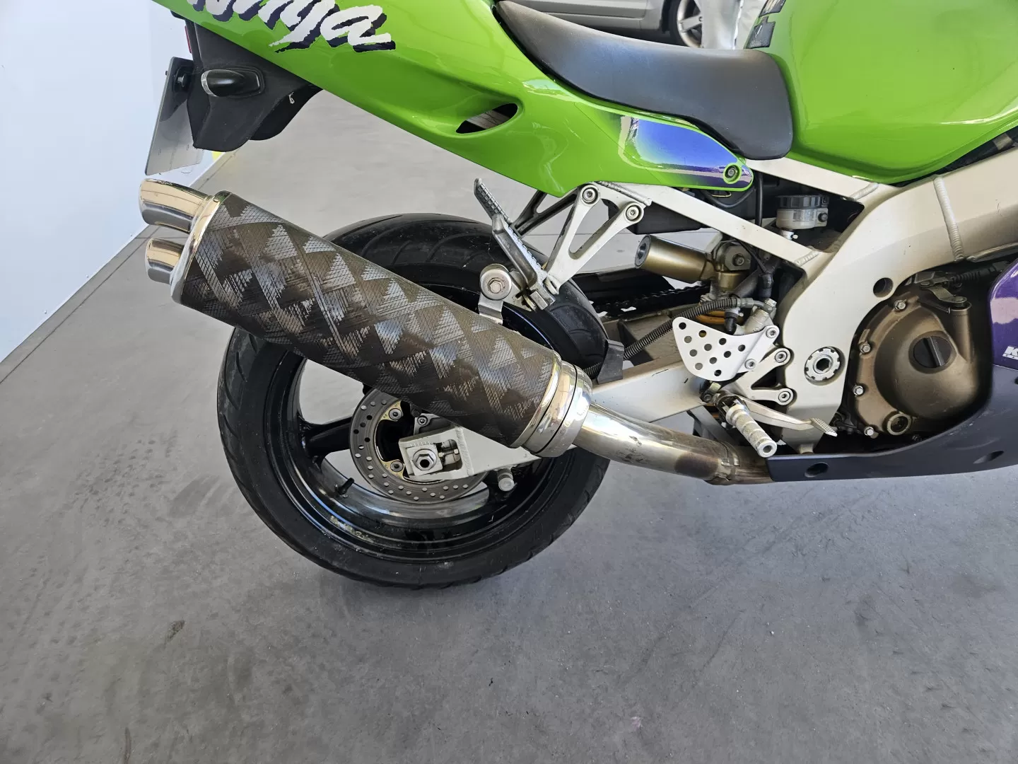 Kawasaki ZXR 900 - foto 5