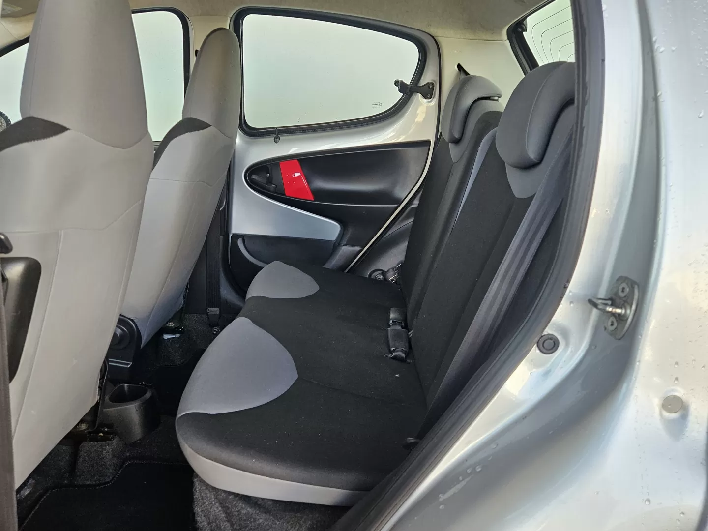 Peugeot 107 1.0 Access - foto 6