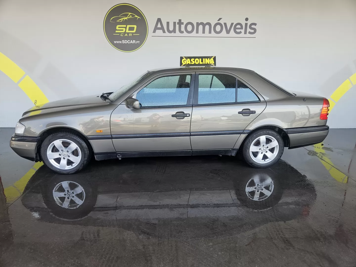 Mercedes-Benz C 180 Elegance - foto 2