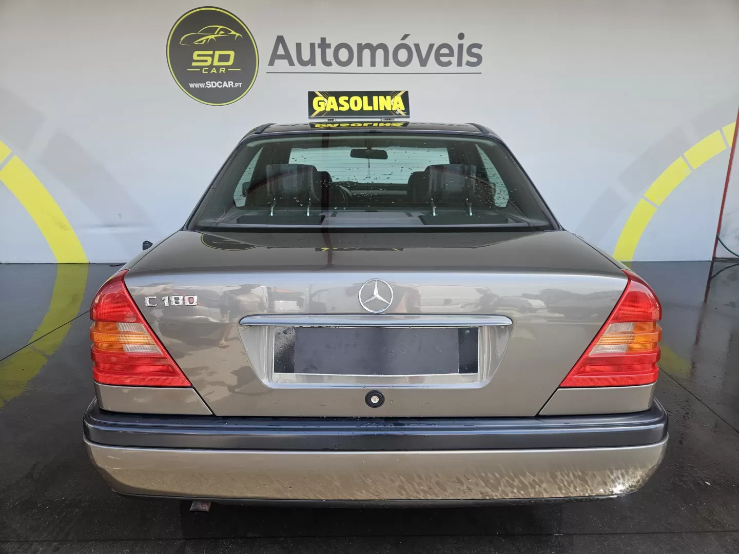 Mercedes-Benz C 180 Elegance - foto 4