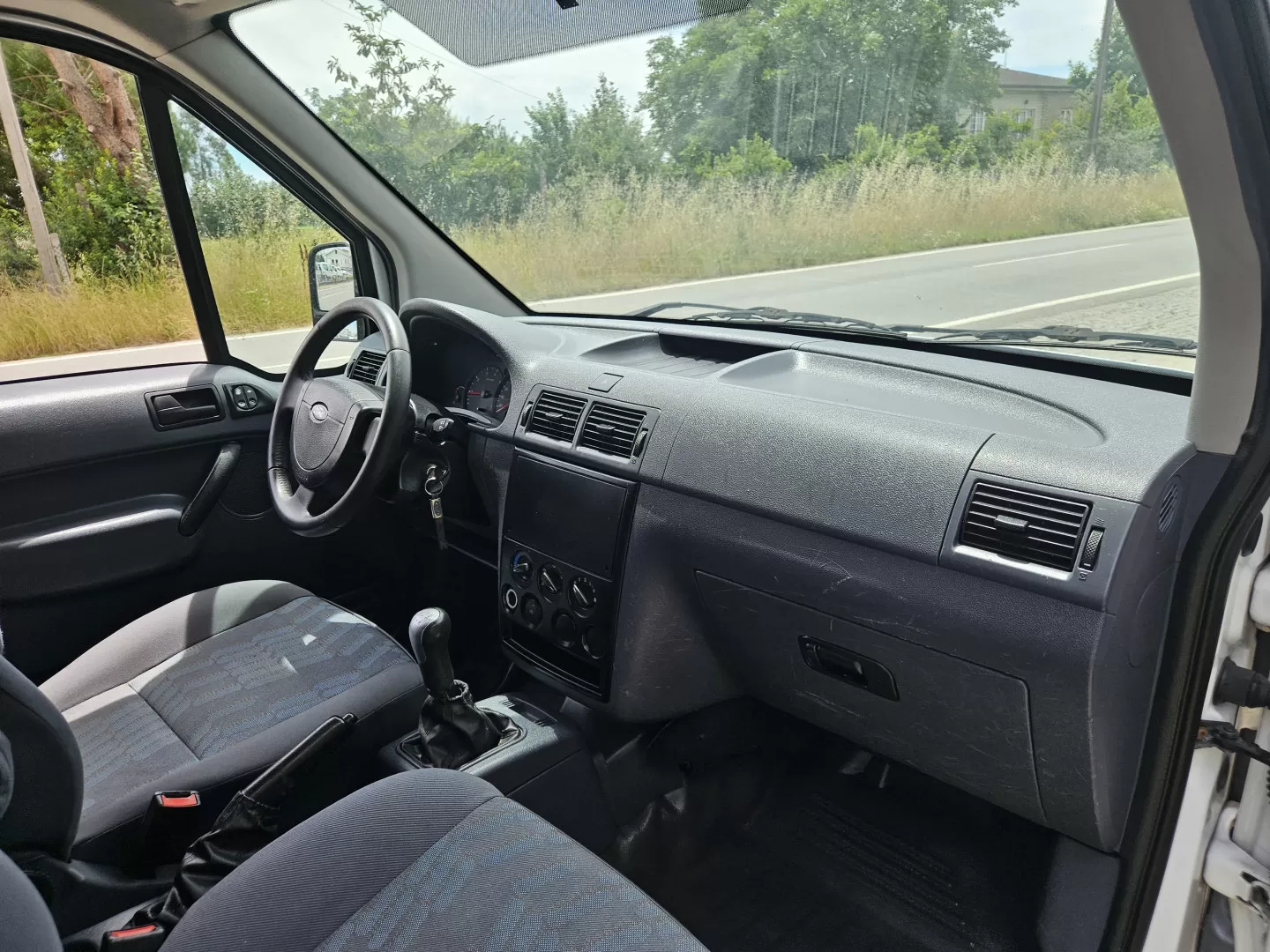 Ford  Connet - foto 8