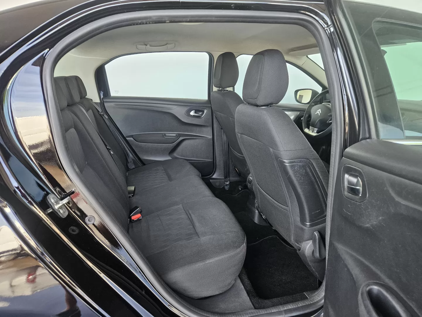 Citroën C-Elysée 1.6 HDi Exclusive - foto 6