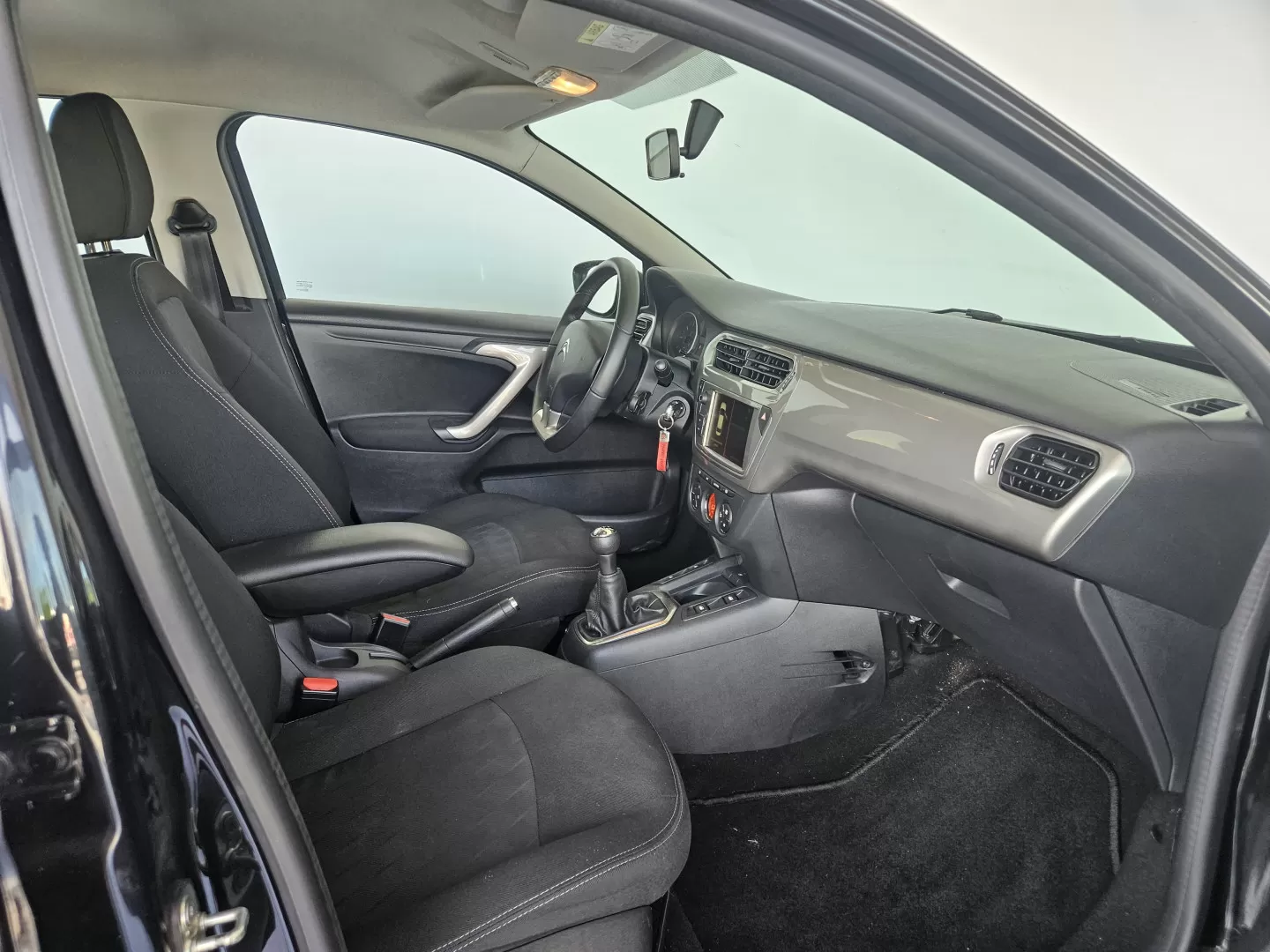Citroën C-Elysée 1.6 HDi Exclusive - foto 7