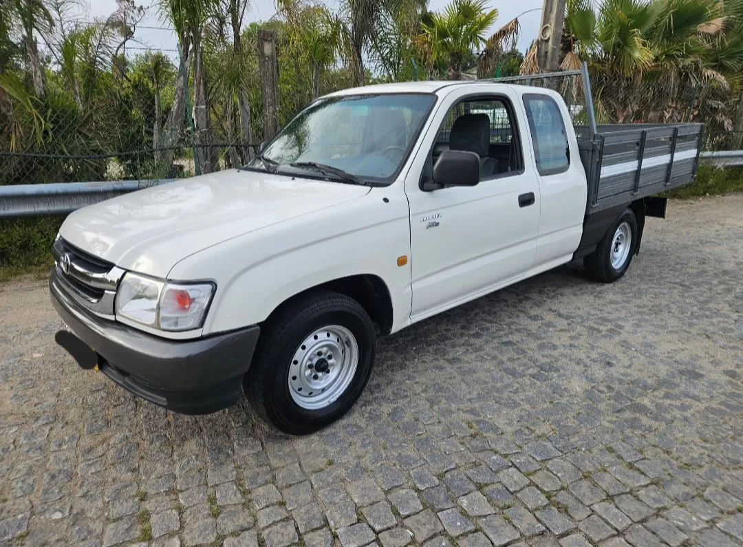Toyota  Hilux d4d
