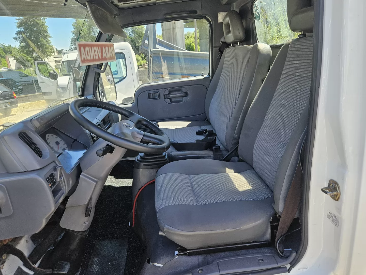 Nissan  Cabstar com grua e báscula - foto 3