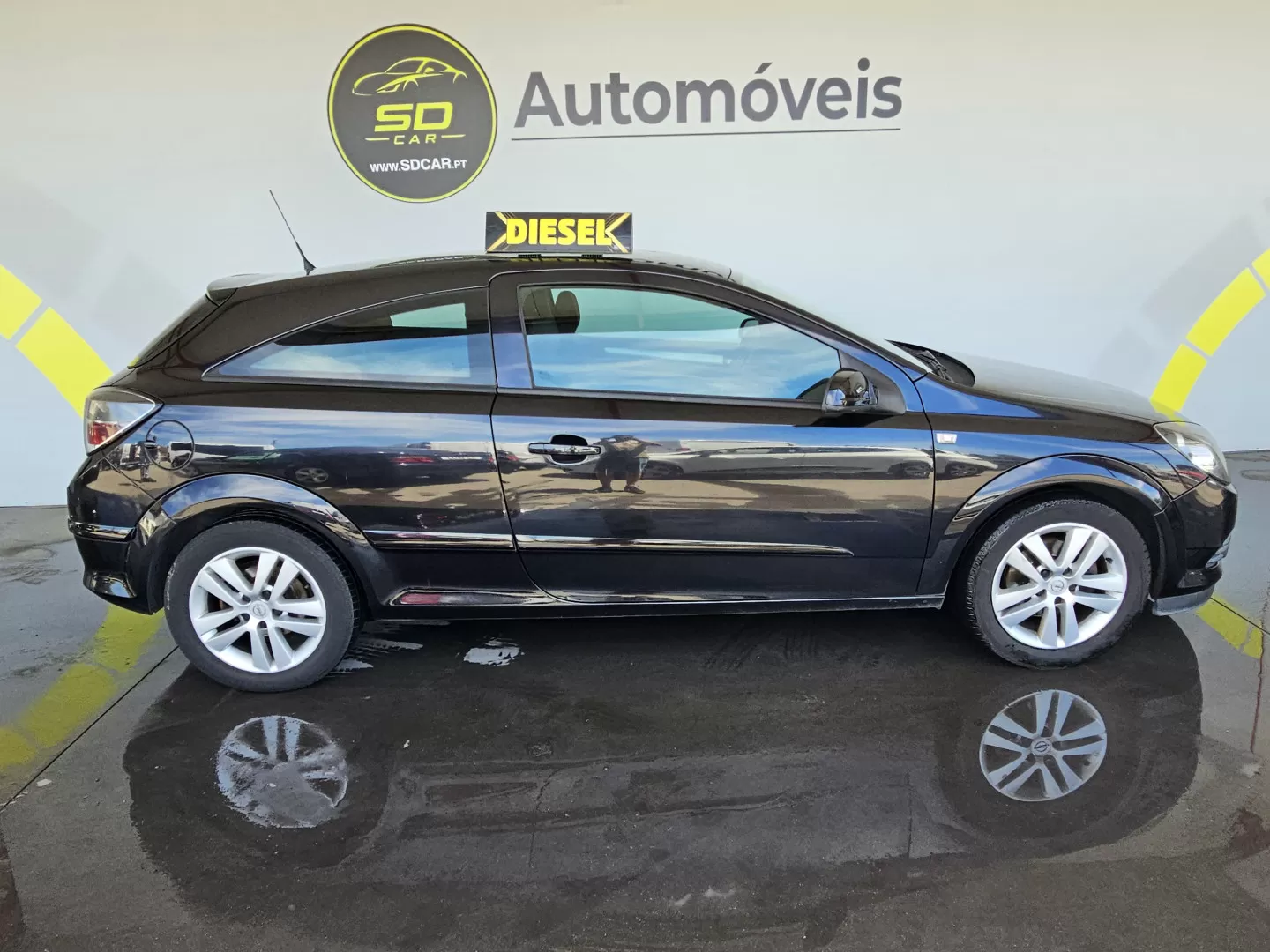 Opel Astra GTC 1.3 CDTI - foto 3