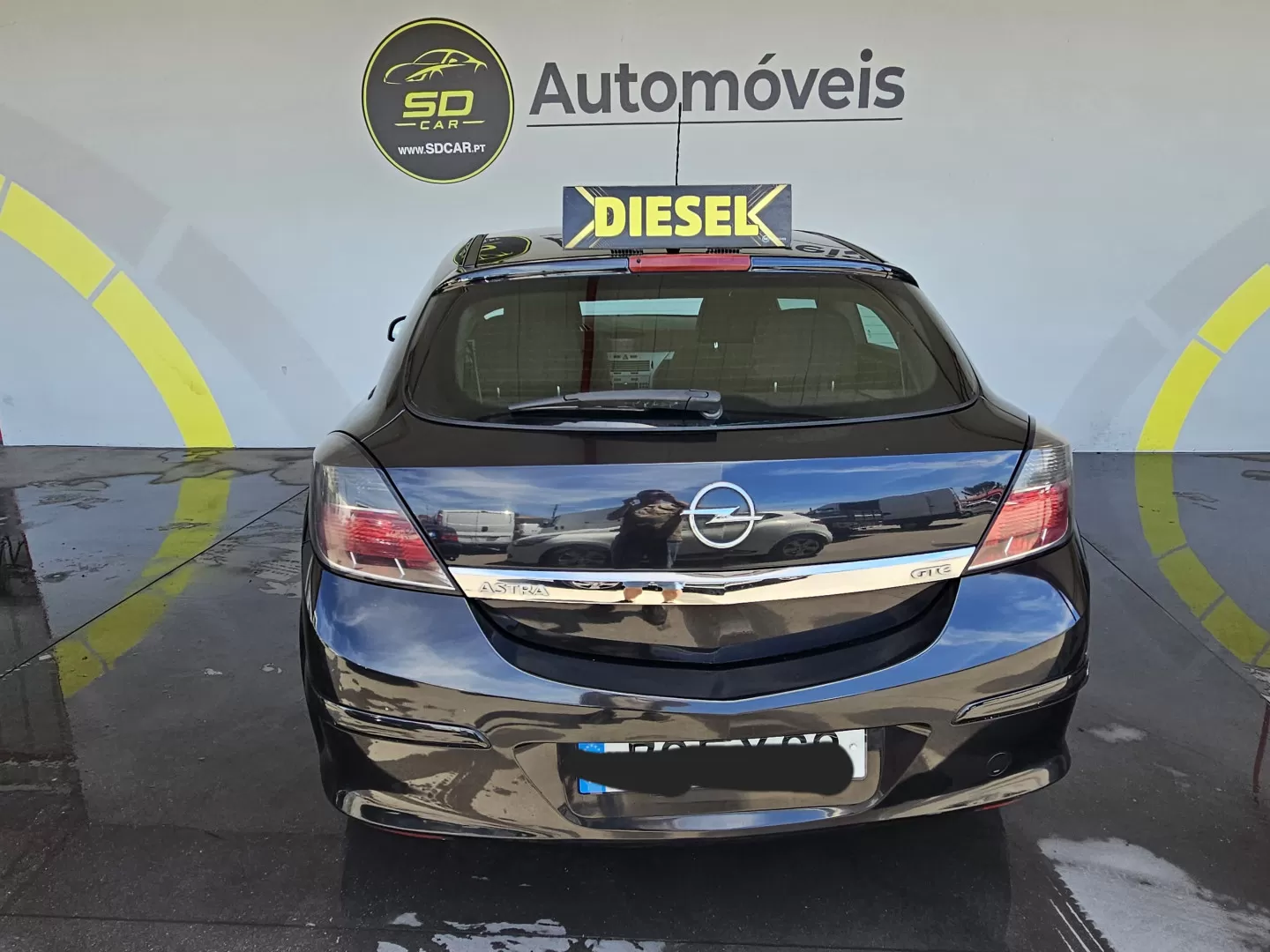 Opel Astra GTC 1.3 CDTI - foto 4