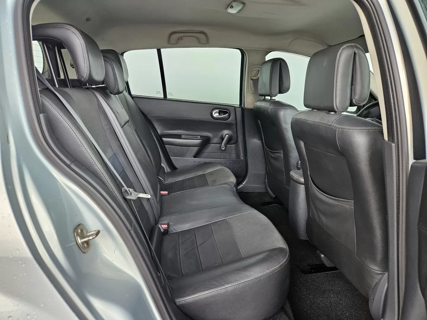 Renault Mégane 1.5 dCi Confort - foto 8