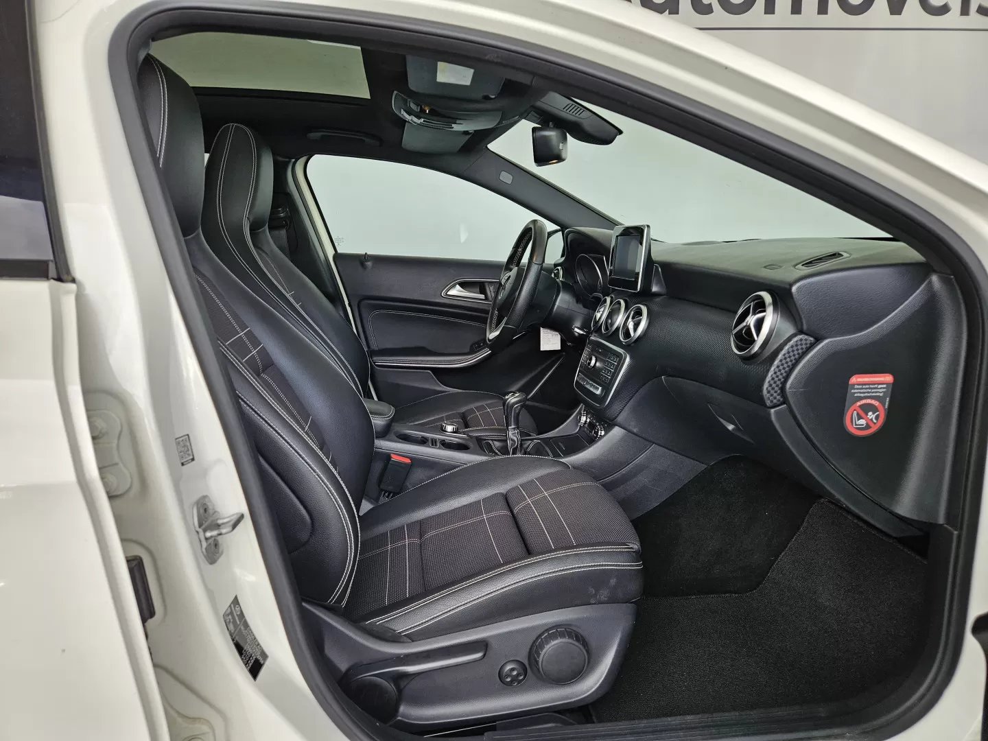Mercedes-Benz A 180 d Urban - foto 7