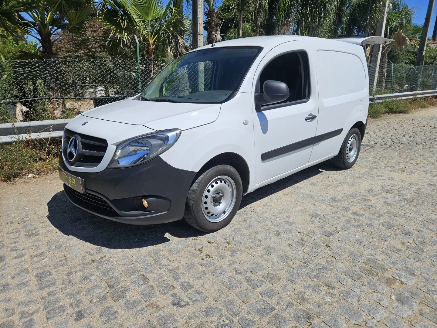 Mercedes-Benz  Citan caixa isotérmico