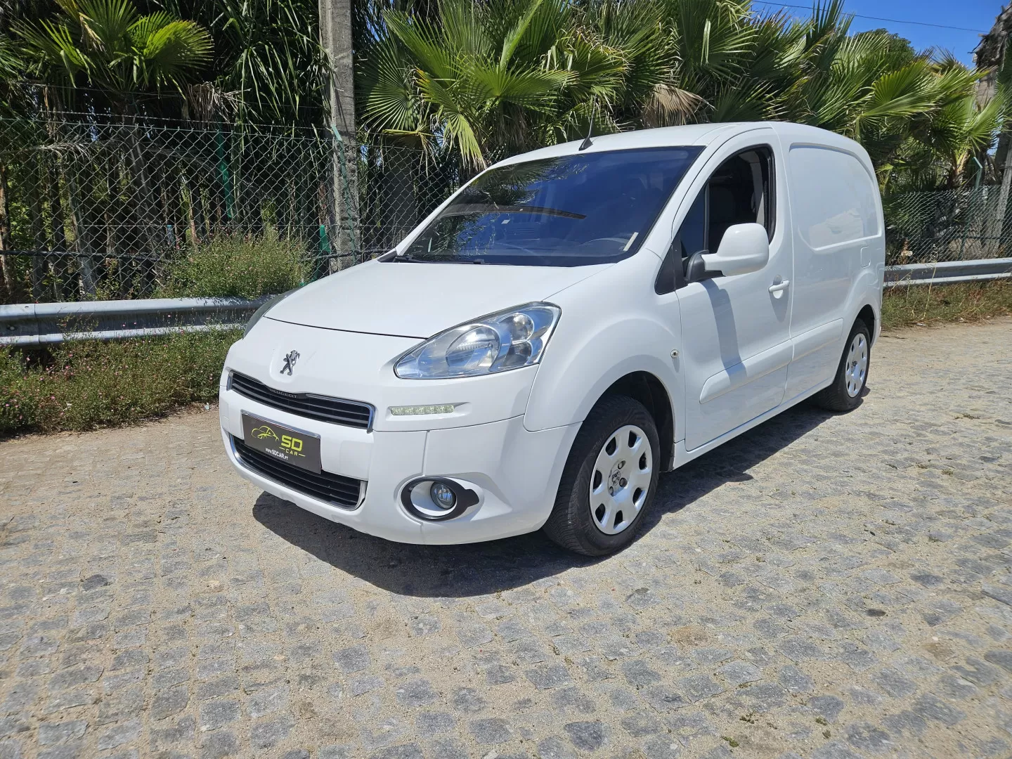 Peugeot  Partner
