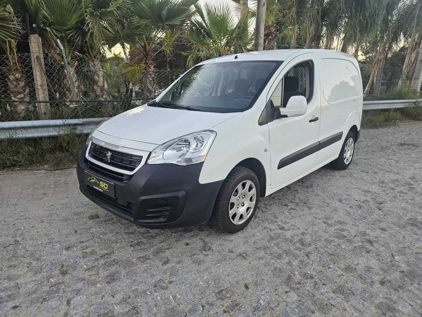 Peugeot  Partner