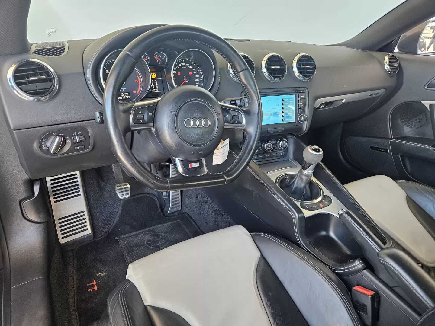 Audi TT Coupé 2.0 TDI quattro S-line - foto 6
