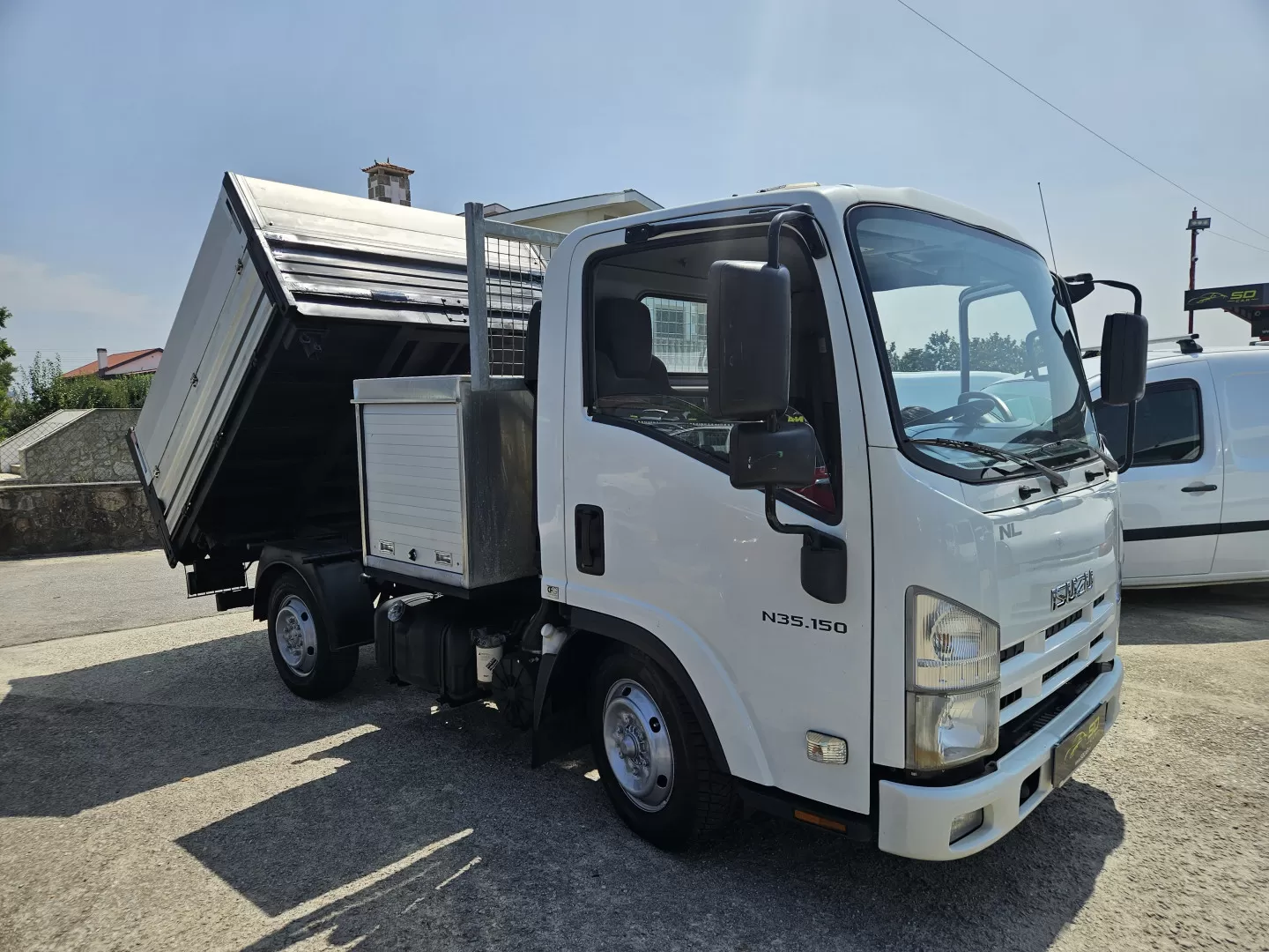 Isuzu  Nkr n 35.150