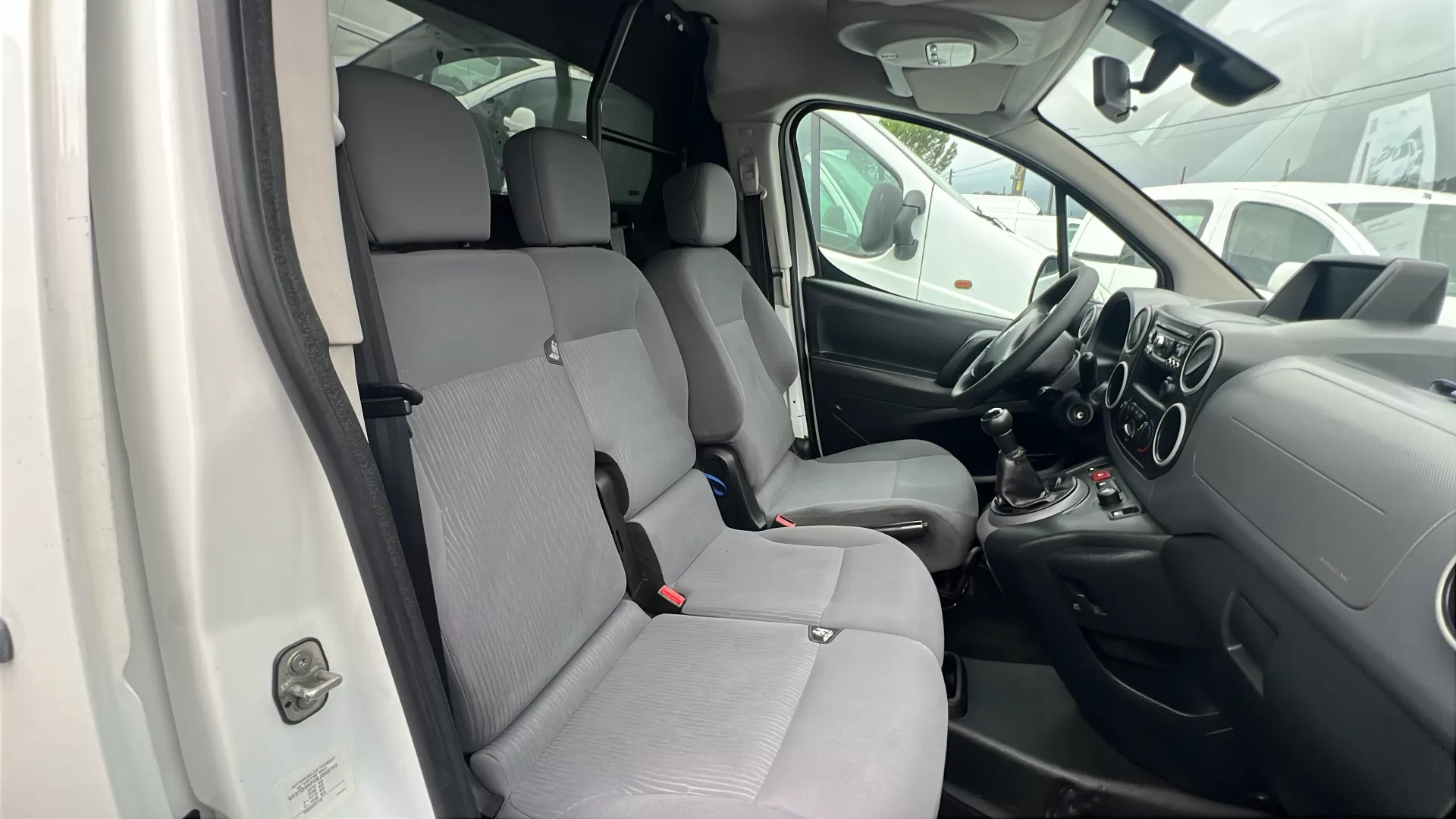 Peugeot  Partner - foto 4