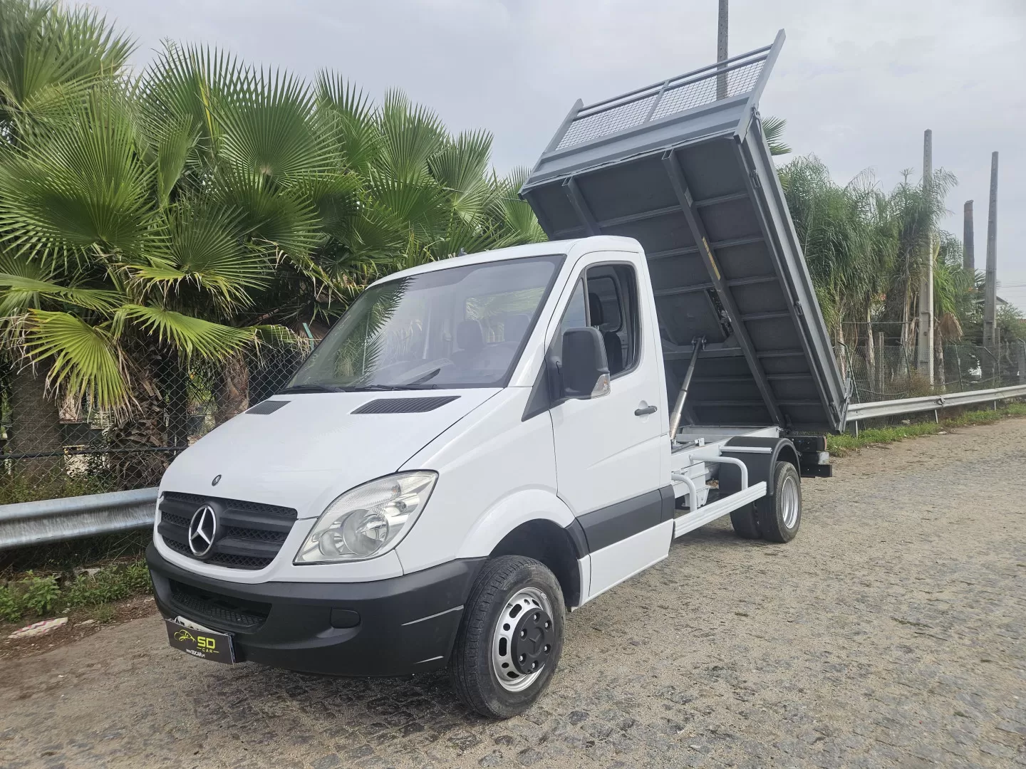 Mercedes-Benz  Sprinter
