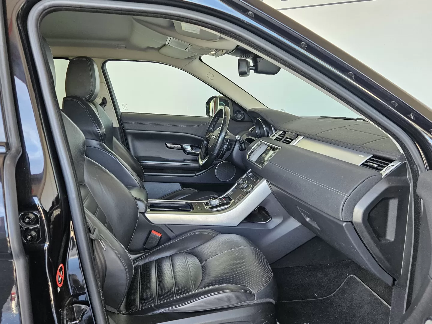 Land Rover Evoque 2.0 TD4 SE Dynamic Special Edition - foto 5