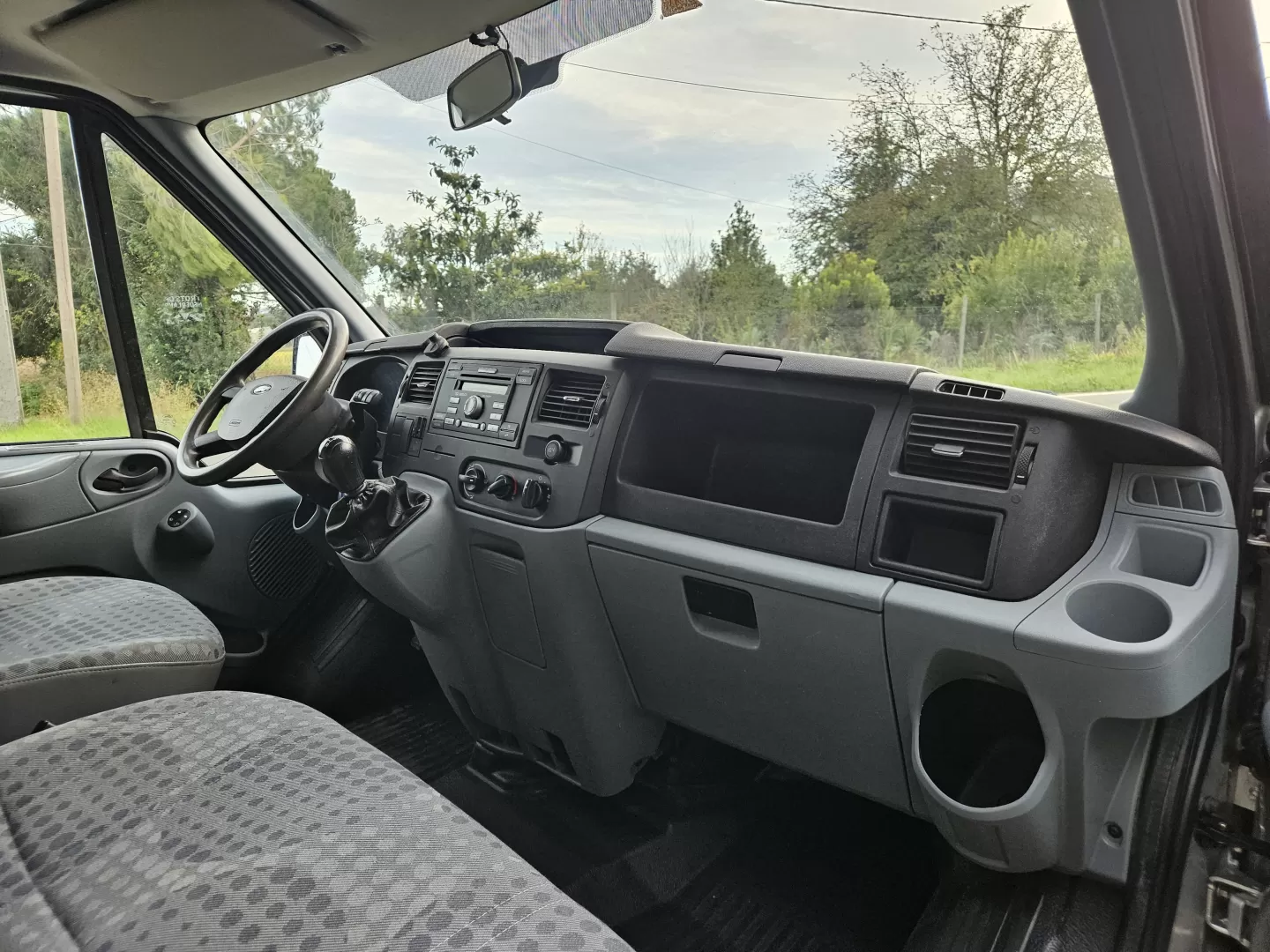 Ford Transit Outro - foto 8