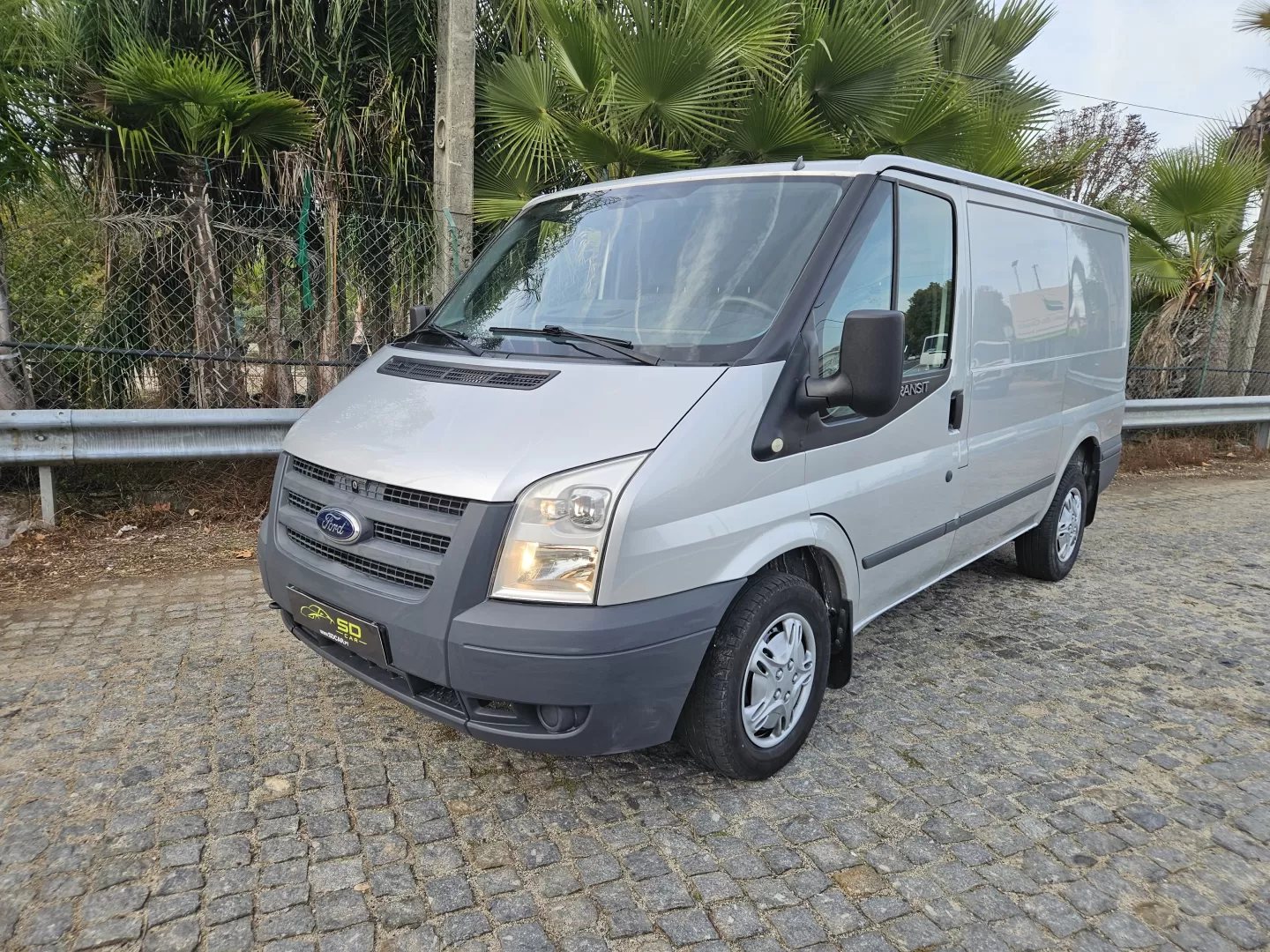 Ford Transit Outro