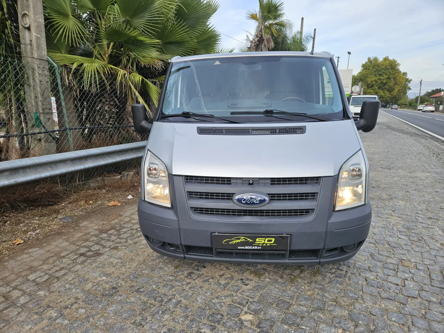 Ford Transit Outro - foto 2